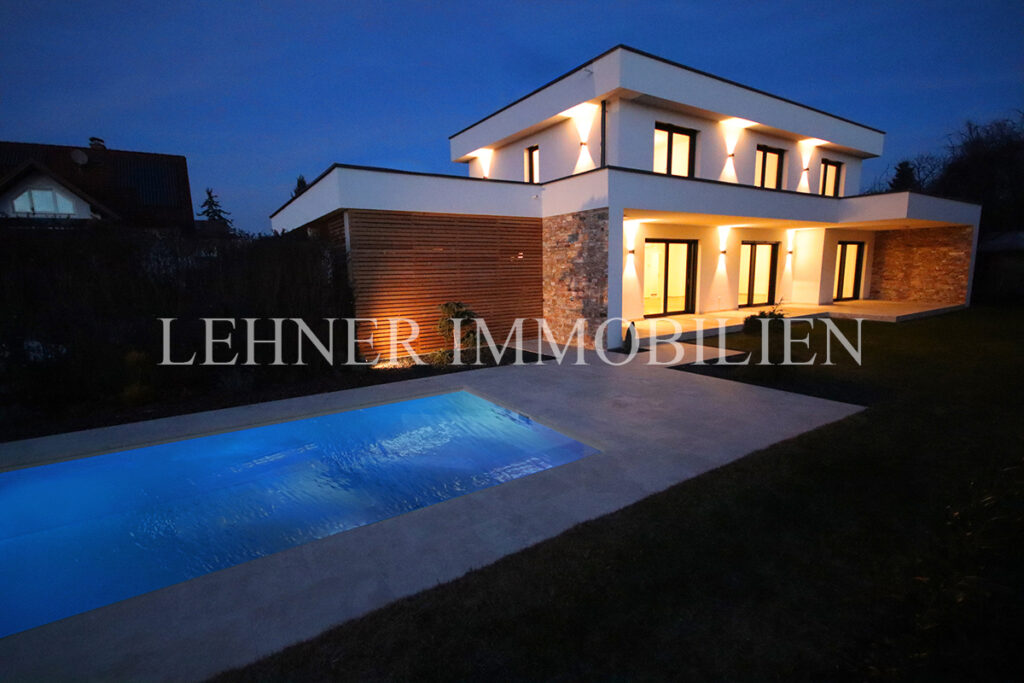 Lehner Immobilien modernes & attraktives Einfamilienhaus mit Pool in Graz Strassgang