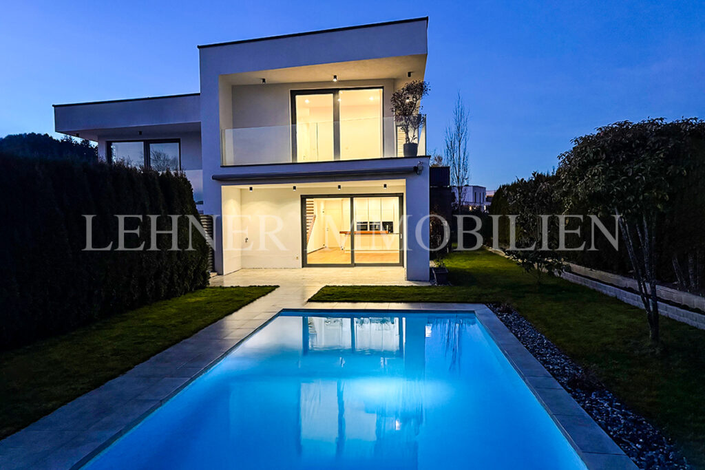Lehner Immobilien moderne Doppelhaushälfte mit Dachterrasse und Pool in Mantscha / Seiersberg-Pirka