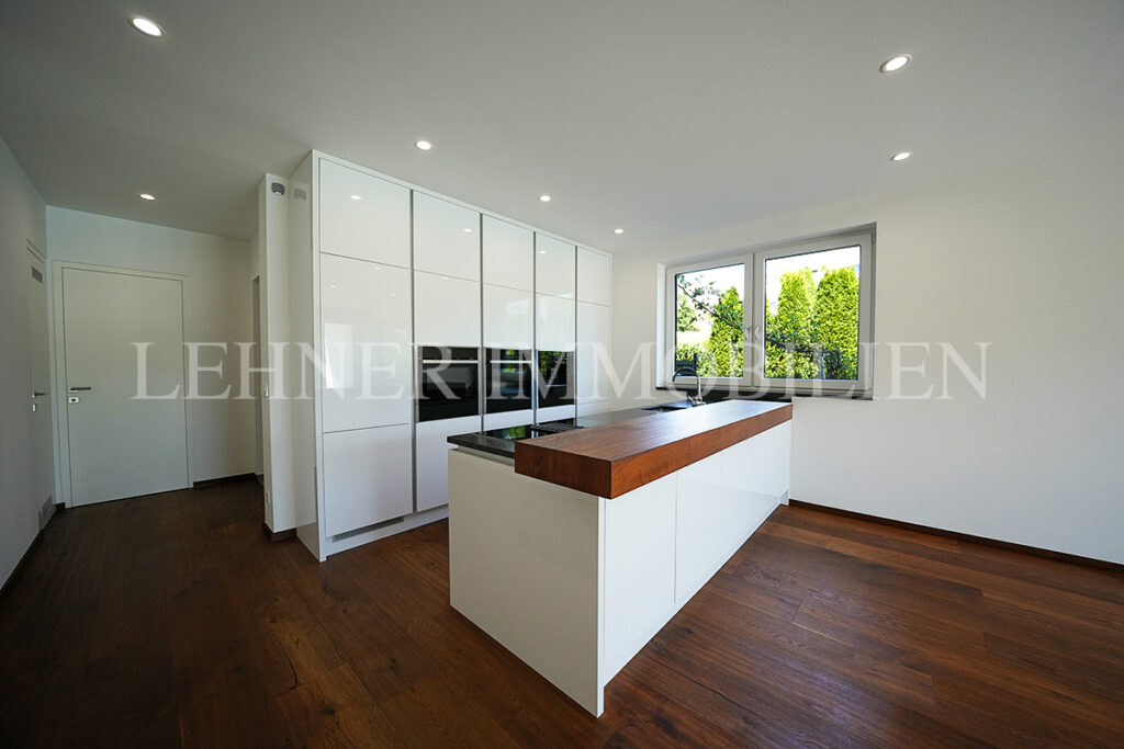 Lehner Immobilien hochwertige und moderne Doppelhaushalte mit Pool und Dachterrasse in Mantscha