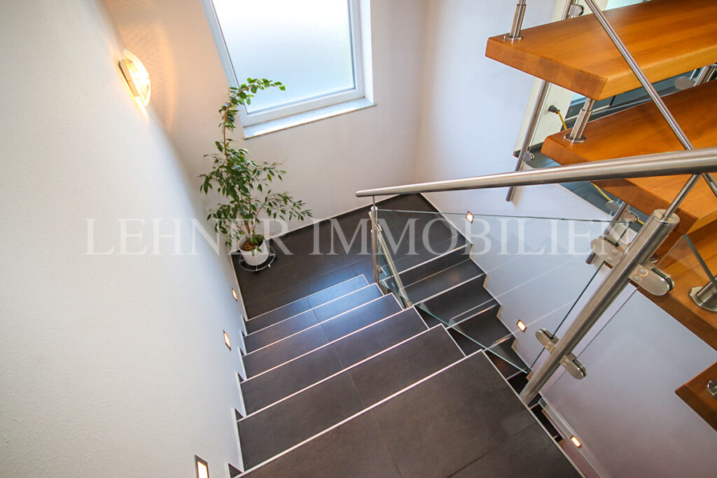 Lehner Immobilien großzügiges Einfamilienhaus mit 2000 m² Grund in Lieboch