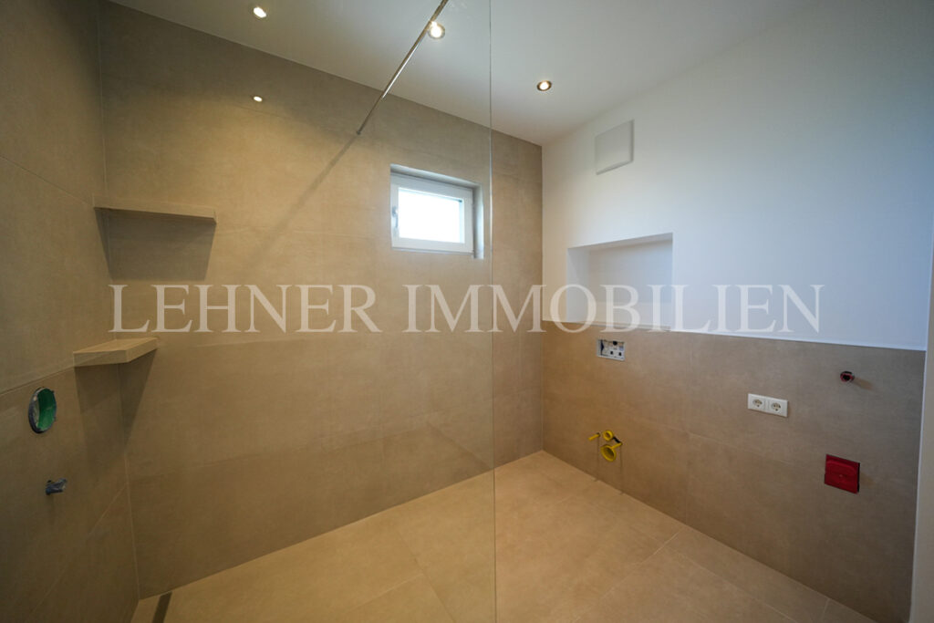 Lehner Immobilien exklusiver Bungalow in Dobl
