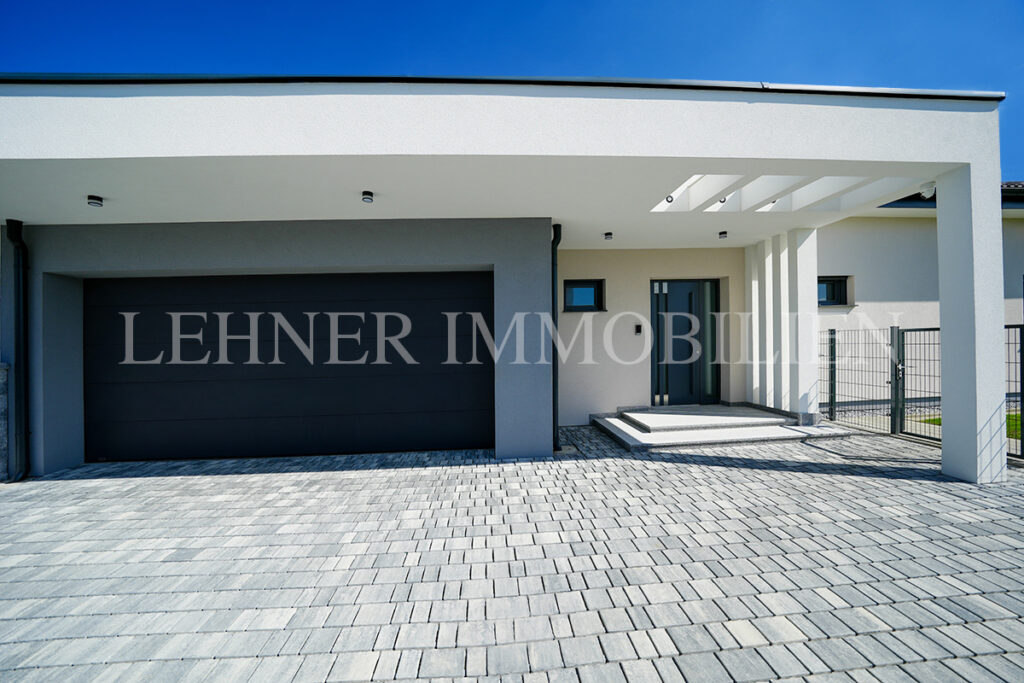 Lehner Immobilien exklusiver Bungalow in Dobl