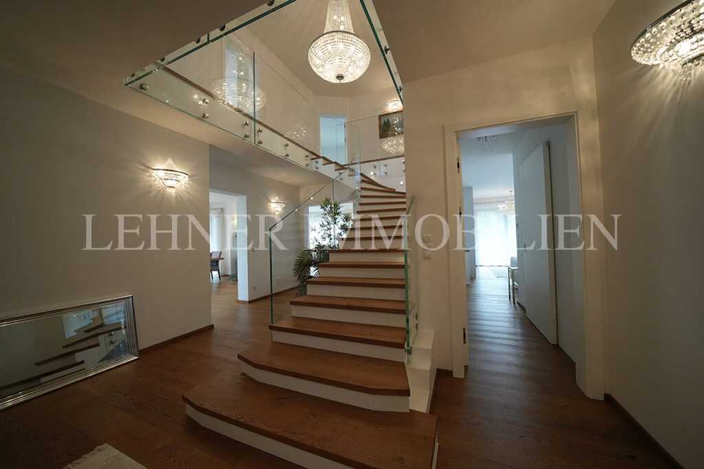 Lehner Immobilien mediterrane Toskana Villa in Gedersberg, Seiersberg Pirka