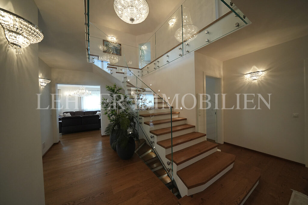 Lehner Immobilien mediterrane Toskana Villa in Gedersberg, Seiersberg Pirka