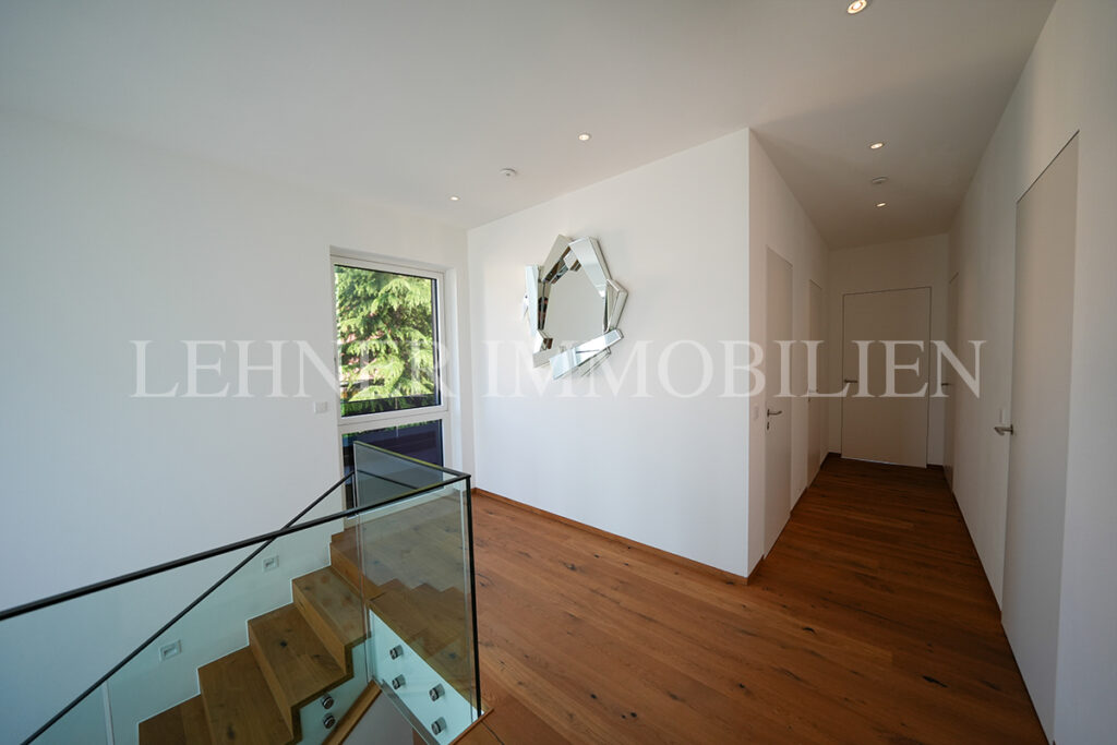 Lehner Immobilien stilvolles Einfamilienhaus mit Pool und top Ausstattung in Graz Strassgang