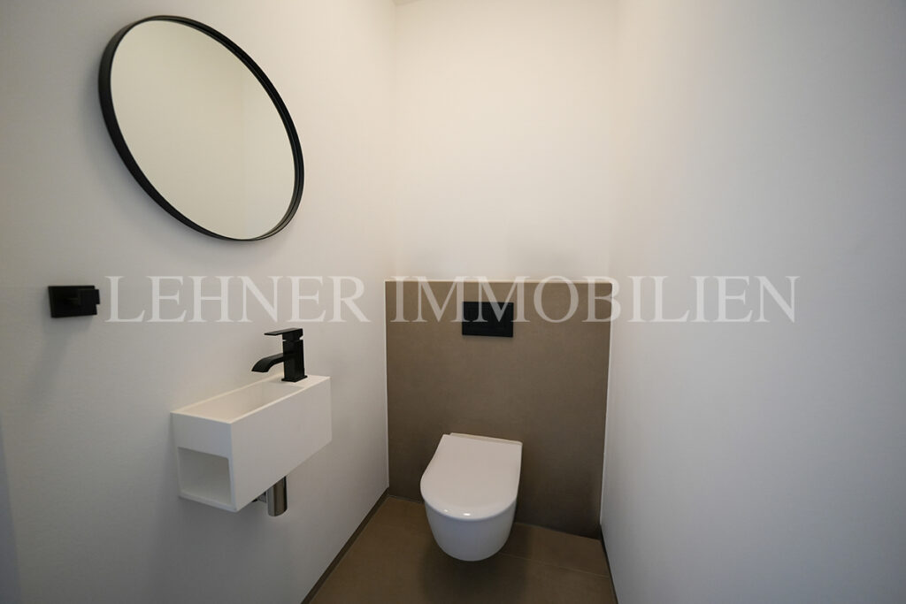 Lehner Immobilien stilvolles Einfamilienhaus mit Pool und top Ausstattung in Graz Strassgang
