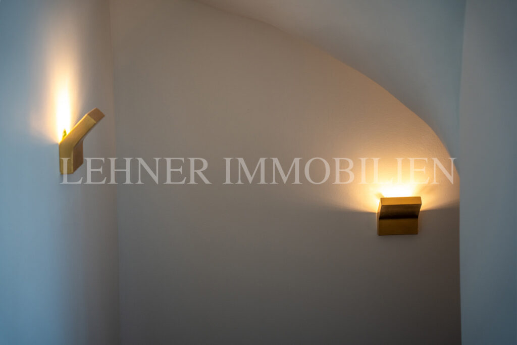 Lehner Immobilien Modernes Eckreihenhaus mit Haus-Charakter und Pool in Feldkirchen bei Graz