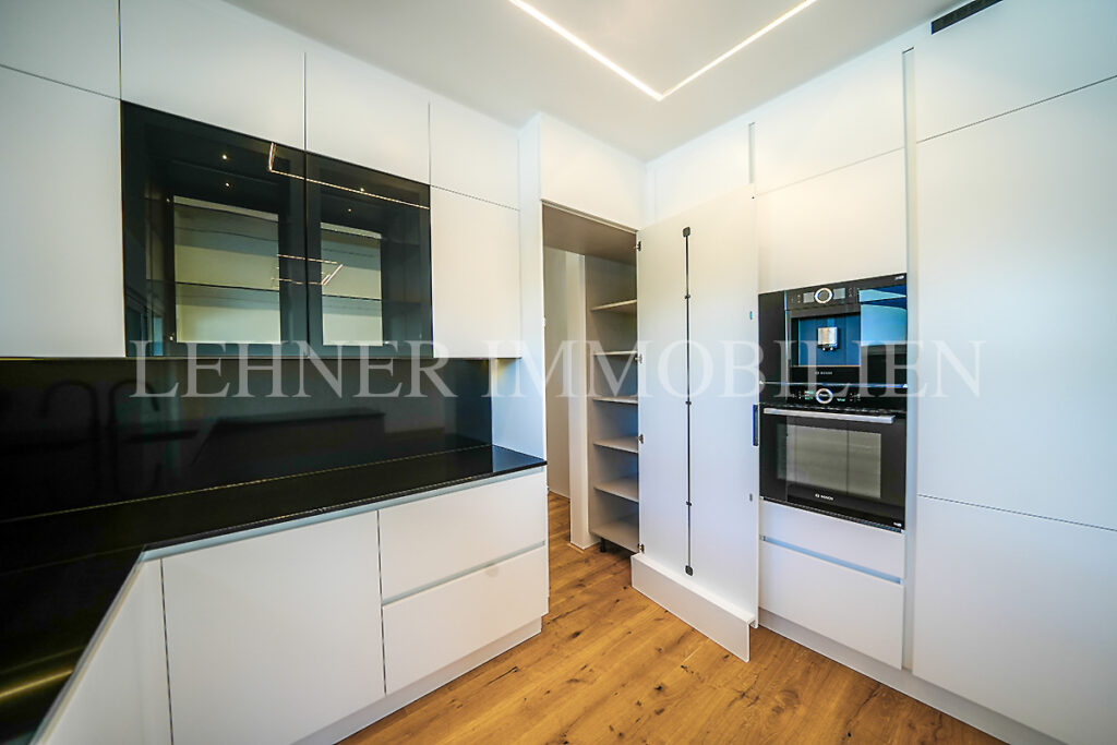 Lehner Immobilien stilvolles Penthouse mit großer Terrasse in Feldkirchen bei Graz