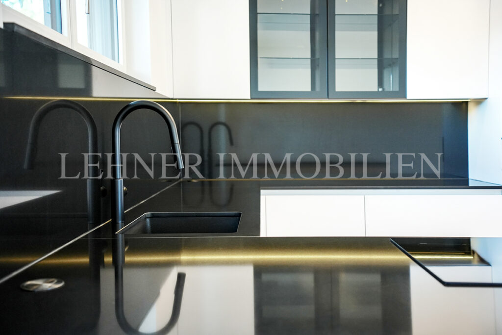 Lehner Immobilien stilvolles Penthouse mit großer Terrasse in Feldkirchen bei Graz