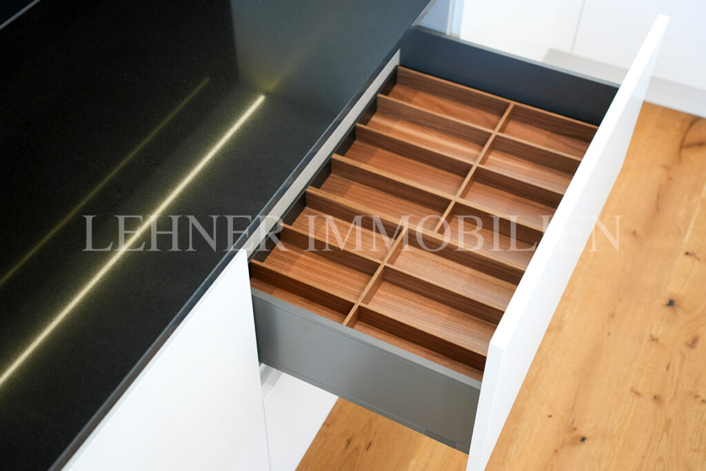 Lehner Immobilien stilvolles Penthouse mit großer Terrasse in Feldkirchen bei Graz