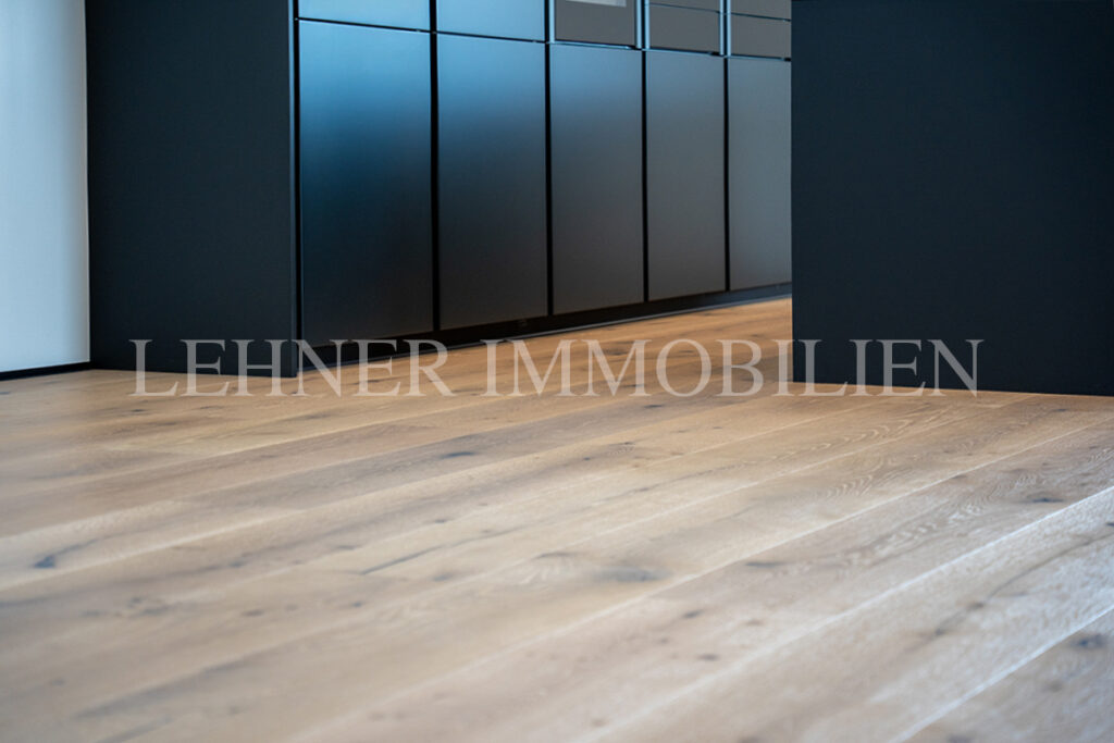 Lehner Immobilien exklusiver Bungalow mit 1.779 Grundfläche und Infinitypool in Dobl