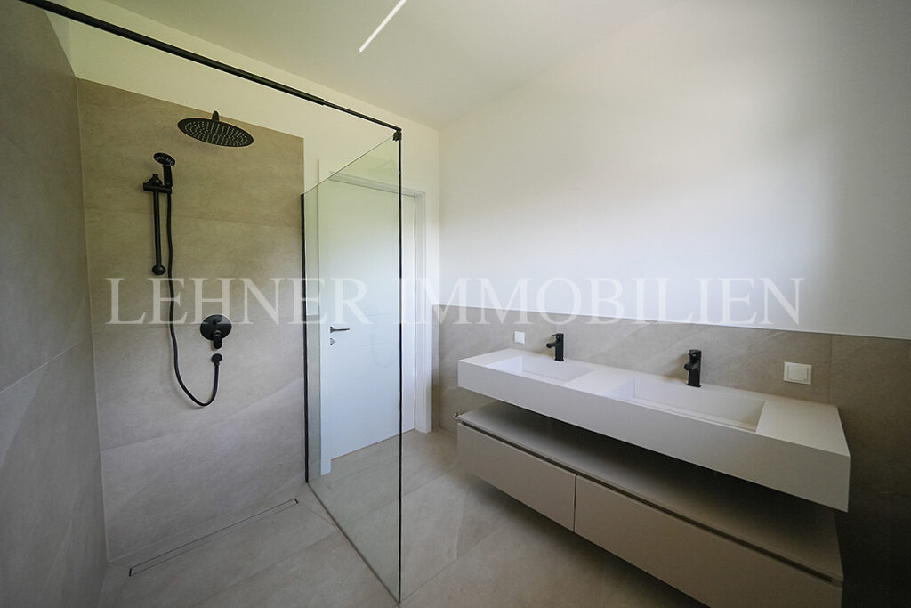 Lehner Immobilien stilvolles Penthouse mit großer Terrasse in Feldkirchen bei Graz