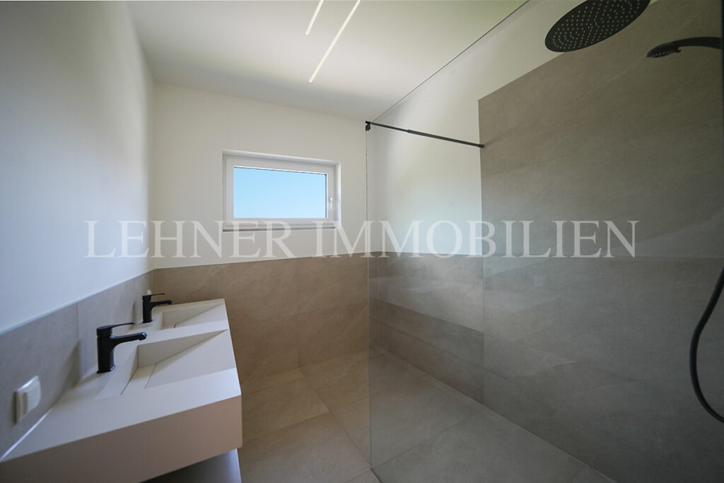 Lehner Immobilien stilvolles Penthouse mit großer Terrasse in Feldkirchen bei Graz