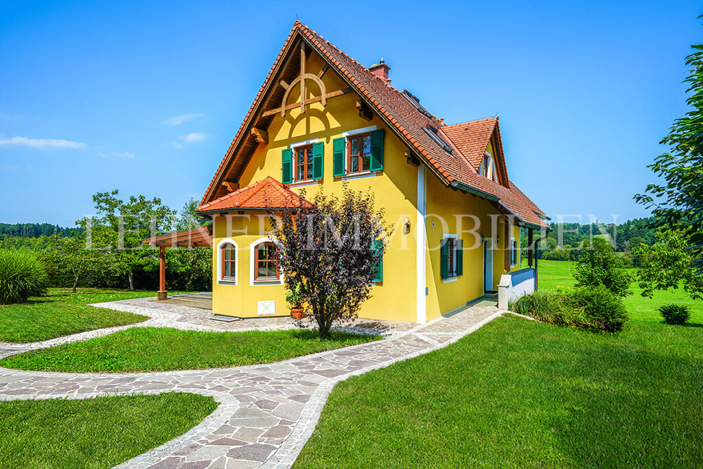 Lehner Immobilien, Naturidylle pur – Charmantes Landhaus mit 12.282 m² Grundstück, landwirtschaftliche Nutzfläche in Pichling bei Stainz