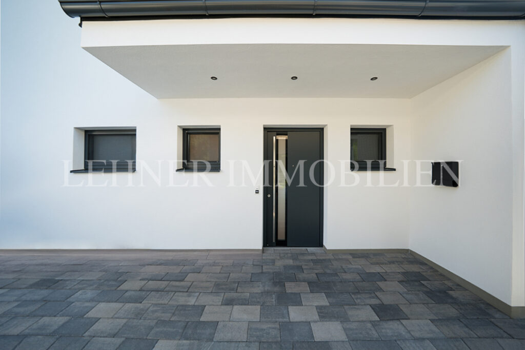 Lehner Immobilien exklusive Gartenwohnung mit großem Eigengarten in Feldkirchen bei Graz