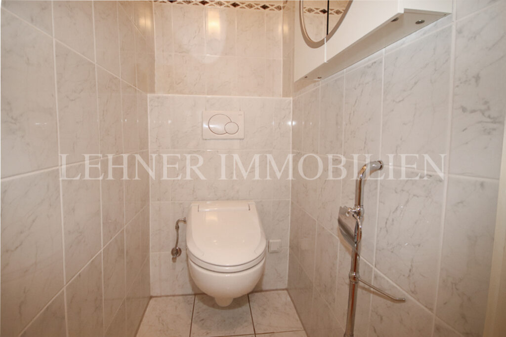 Lehner Immobilien großzügige und barrierefreie Wohnung in Graz St.Leonhard nahe Schillerplatz