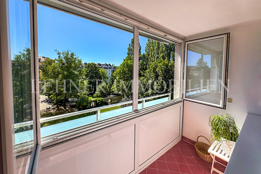Lehner Immobilien großzügige und barrierefreie Wohnung in Graz St.Leonhard nahe Schillerplatz