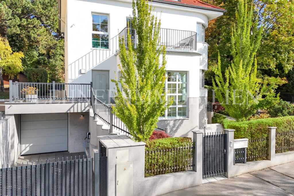 Lehner Immobilien luxuriöse Villa am Künigelberg, in bester Hietzinger Lage, Wien