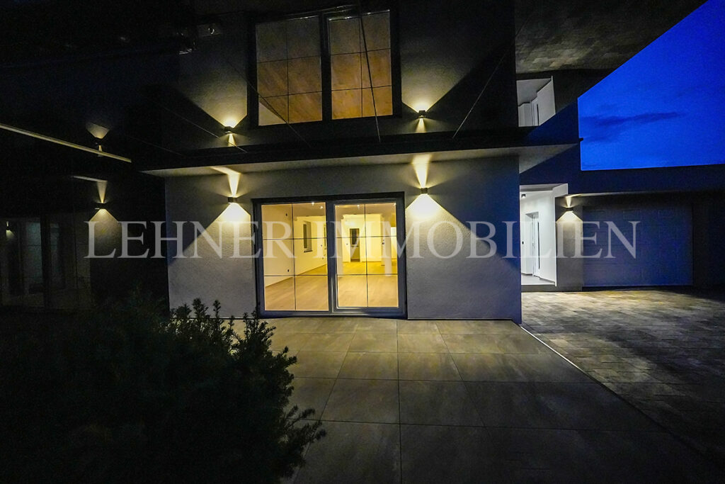 Lehner Immobilien schönes Einfamilienhaus mit 7 Zimmern in Kalsdorf bei Graz