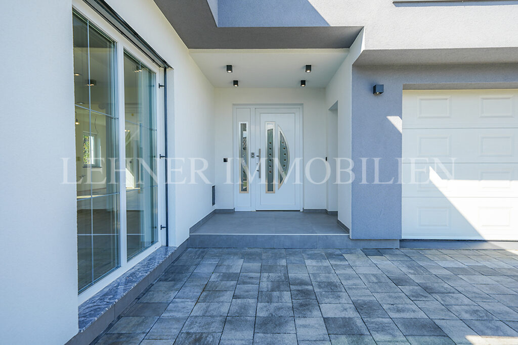 Lehner Immobilien schönes Einfamilienhaus mit 7 Zimmern in Kalsdorf bei Graz