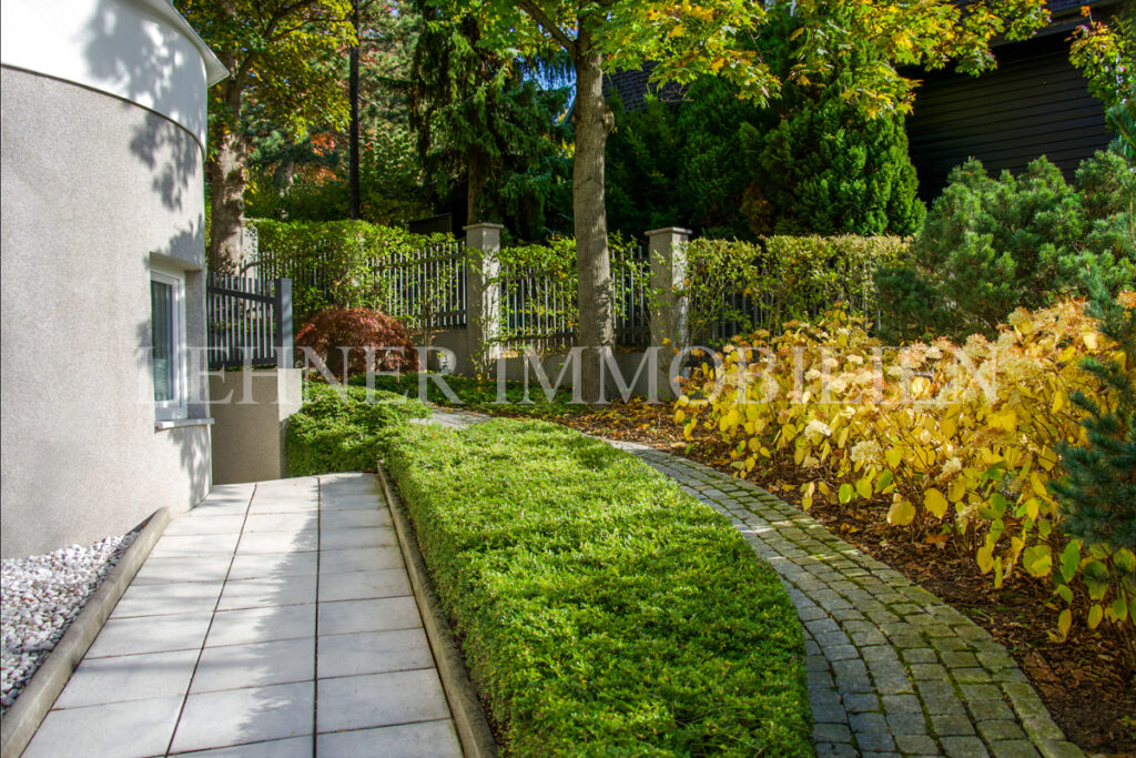 Lehner Immobilien luxuriöse Villa am Künigelberg, in bester Hietzinger Lage, Wien