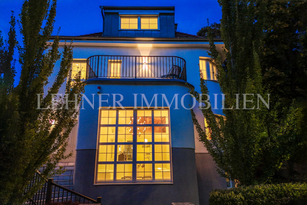 Lehner Immobilien luxuriöse Villa am Künigelberg, in bester Hietzinger Lage, Wien