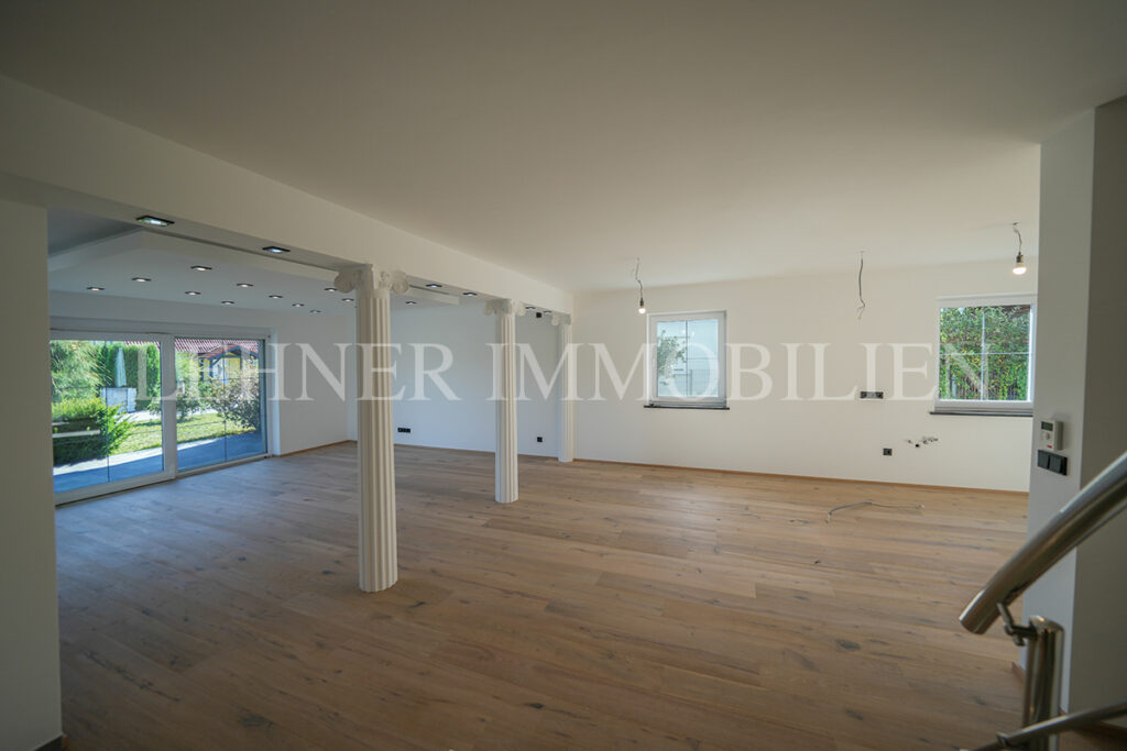 Lehner Immobilien schönes Einfamilienhaus mit 7 Zimmern in Kalsdorf bei Graz