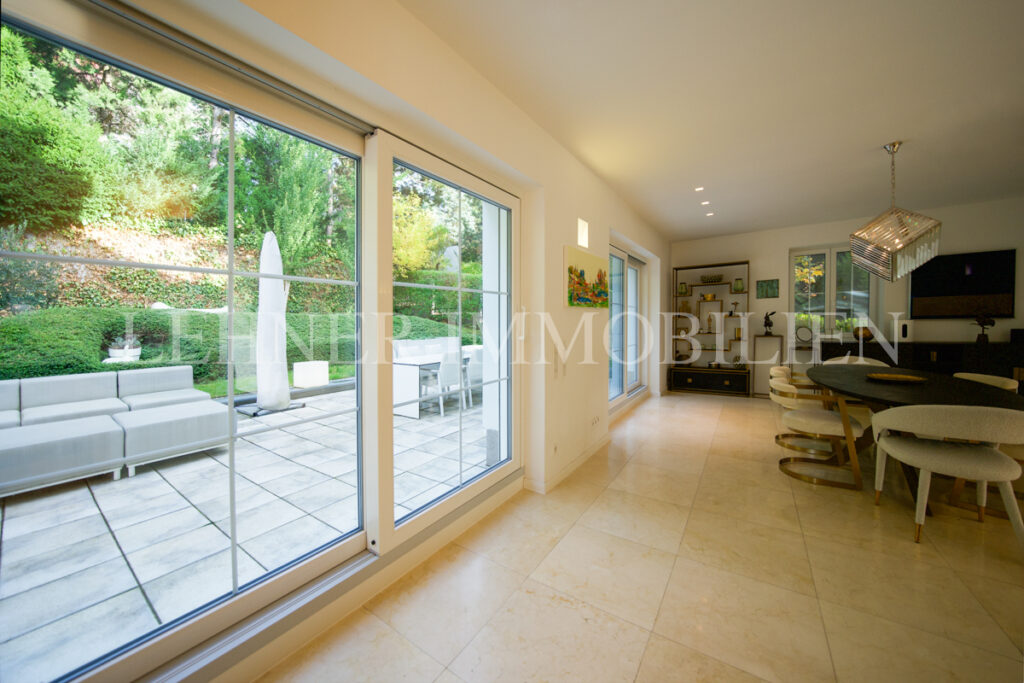 Lehner Immobilien luxuriöse Villa am Künigelberg, in bester Hietzinger Lage, Wien