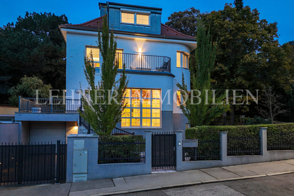 Lehner Immobilien luxuriöse Villa am Künigelberg, in bester Hietzinger Lage, Wien