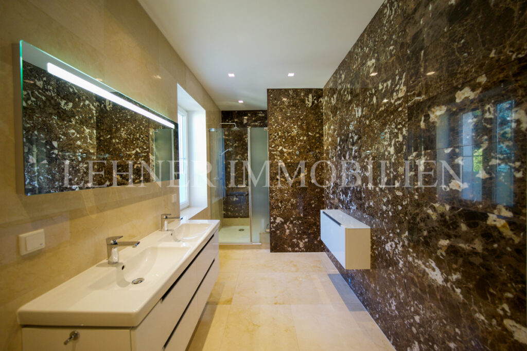 Lehner Immobilien luxuriöse Villa am Künigelberg, in bester Hietzinger Lage, Wien