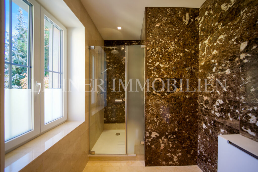 Lehner Immobilien luxuriöse Villa am Künigelberg, in bester Hietzinger Lage, Wien