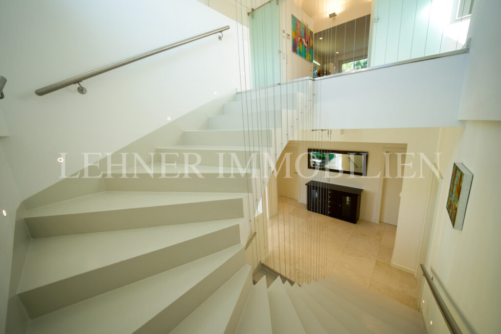 Lehner Immobilien luxuriöse Villa am Künigelberg, in bester Hietzinger Lage, Wien