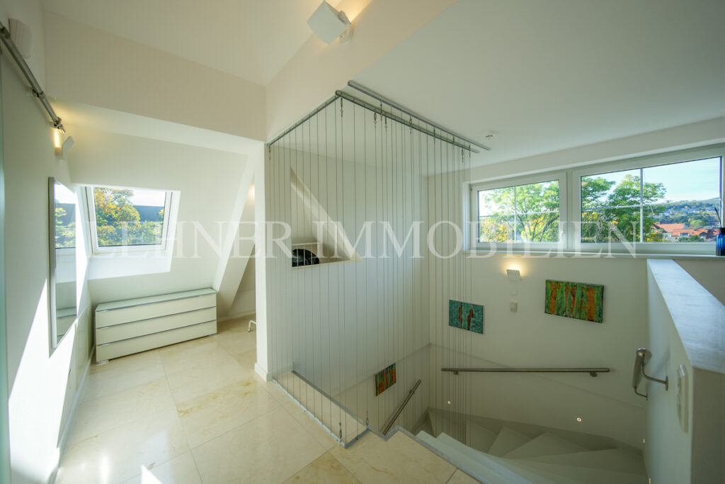 Lehner Immobilien luxuriöse Villa am Künigelberg, in bester Hietzinger Lage, Wien