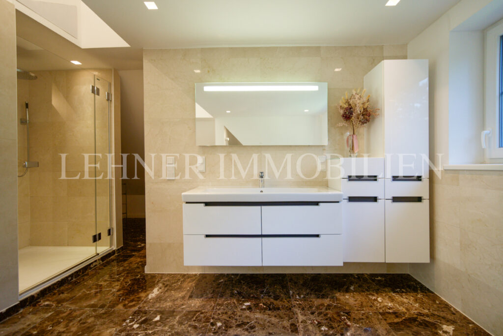 Lehner Immobilien luxuriöse Villa am Künigelberg, in bester Hietzinger Lage, Wien