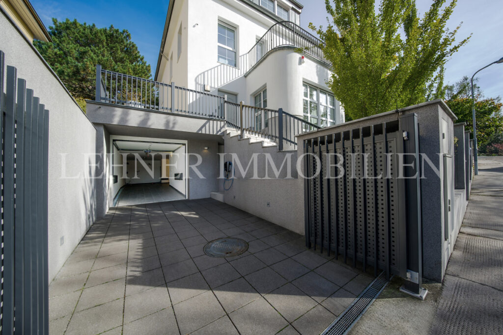 Lehner Immobilien luxuriöse Villa am Künigelberg, in bester Hietzinger Lage, Wien