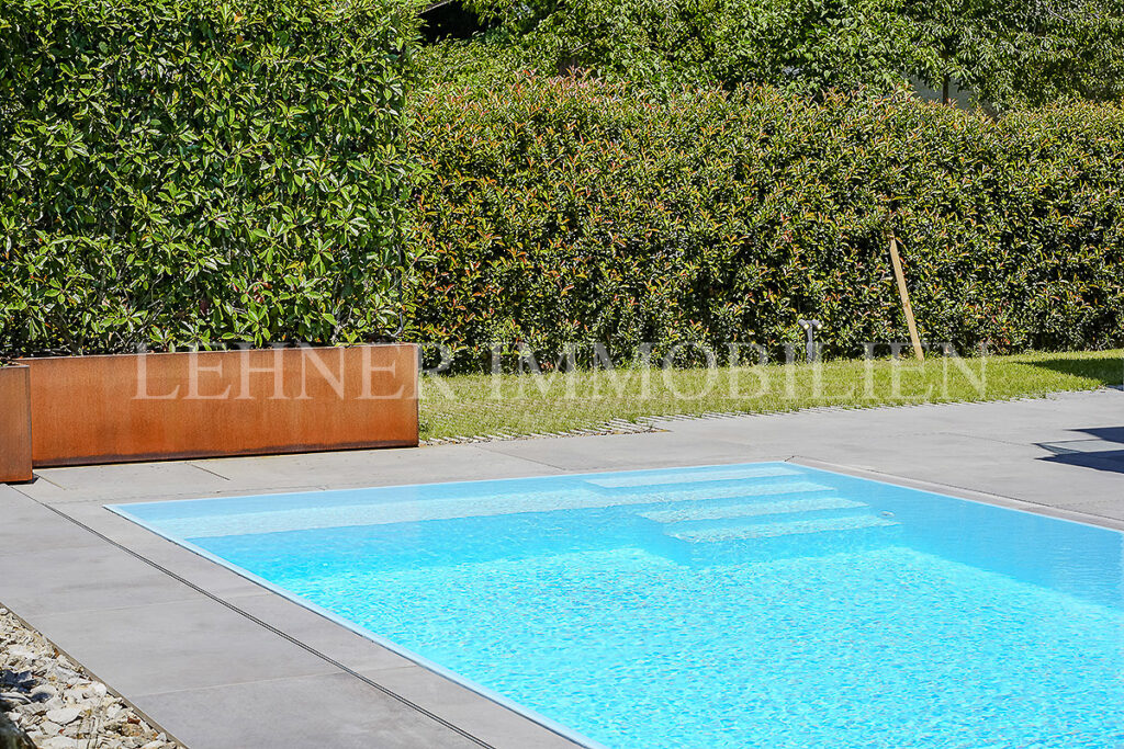 Lehner Immobilien exklusive hochwertige Villa mit Pool in Seiersberg-Pirka