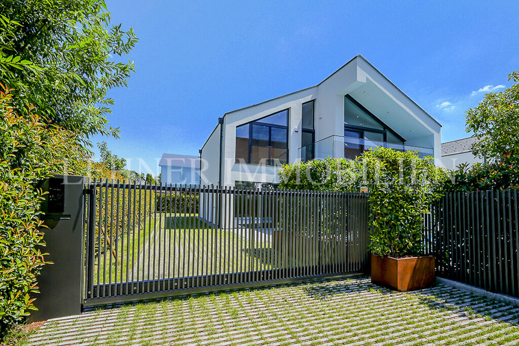 Lehner Immobilien exklusive hochwertige Villa mit Pool in Seiersberg-Pirka