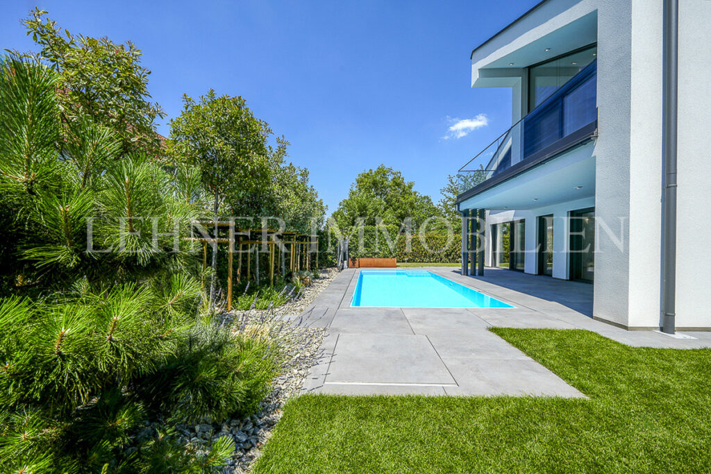 Lehner Immobilien exklusive hochwertige Villa mit Pool in Seiersberg-Pirka