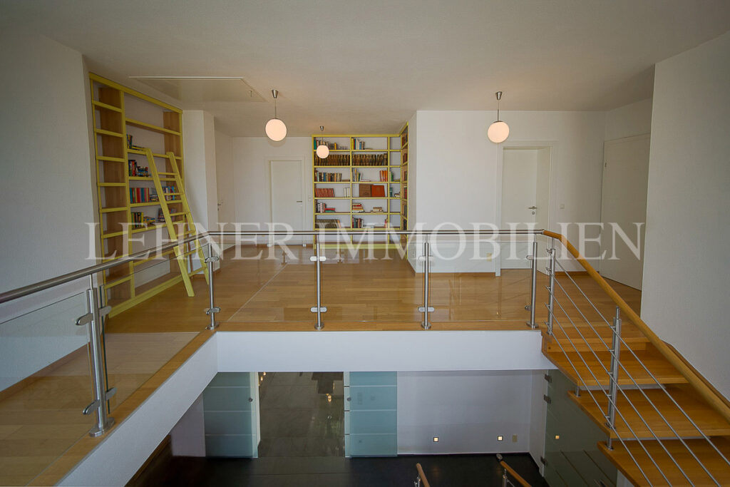 Lehner Immobilien grosszügiges Anwesen mit herrlichem Blick auf die Koralpen in Lieboch