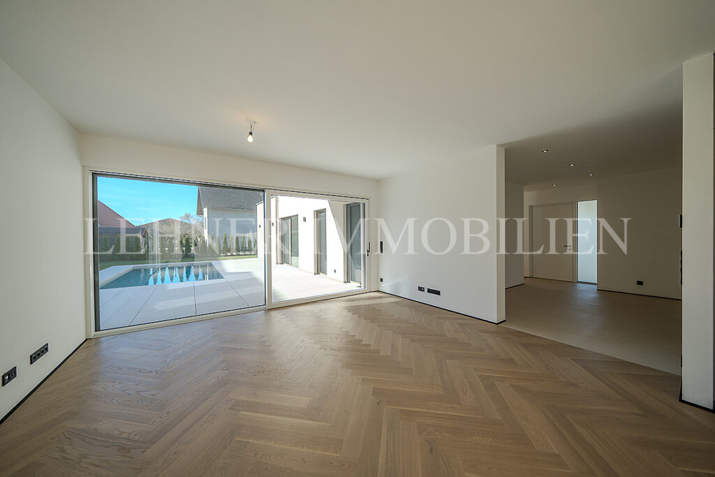 Lehner Immobilien Hochwertiger und exklusiver Bungalow mit Swimmingpool in Wundschuh