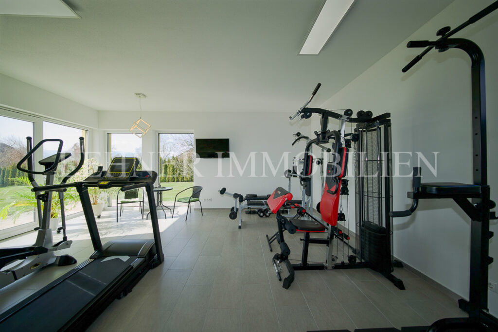 Lehner Immobilien grosszügiges Anwesen mit herrlichem Blick auf die Koralpen in Lieboch