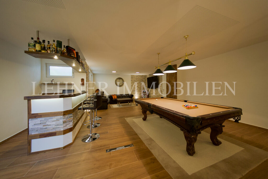 Lehner Immobilien grosszügiges Anwesen mit herrlichem Blick auf die Koralpen in Lieboch