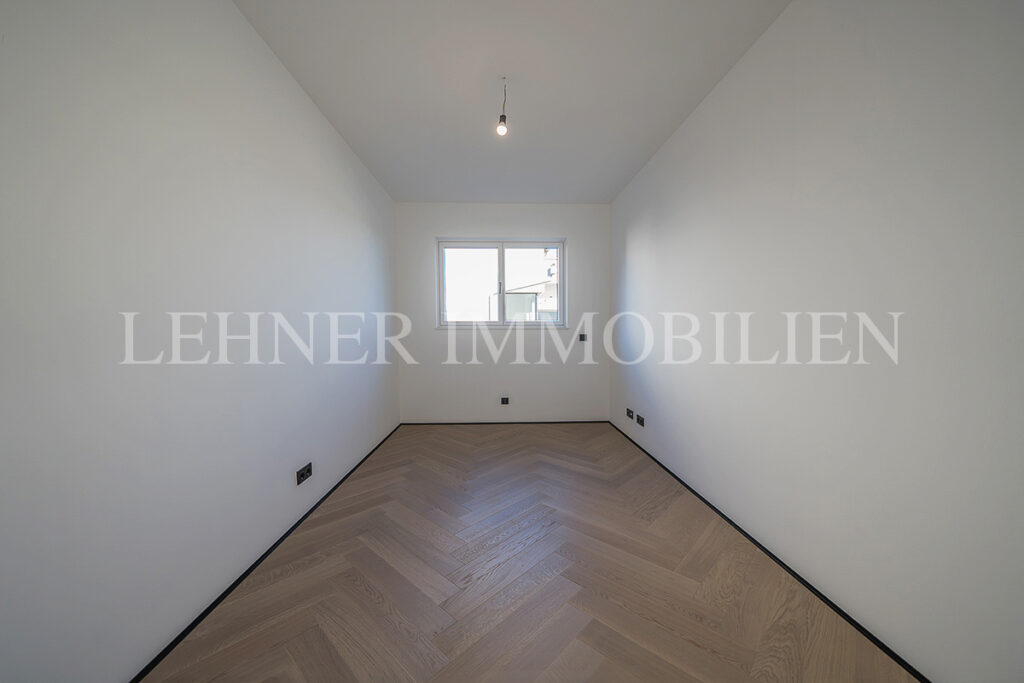 Lehner Immobilien Hochwertiger und exklusiver Bungalow mit Swimmingpool in Wundschuh