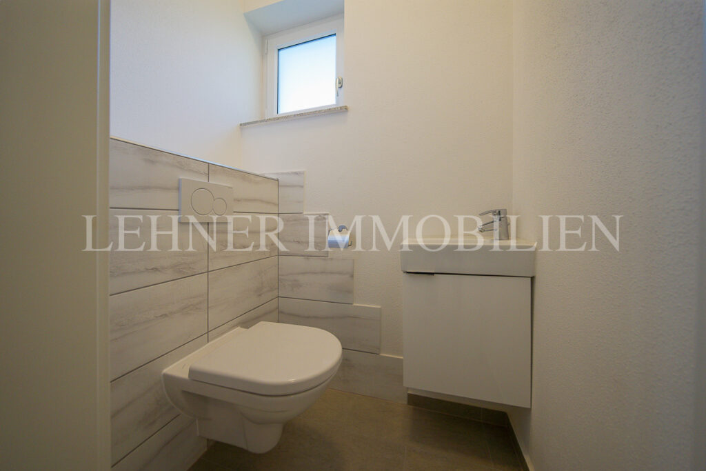 Lehner Immobilien grosszügiges Anwesen mit herrlichem Blick auf die Koralpen in Lieboch