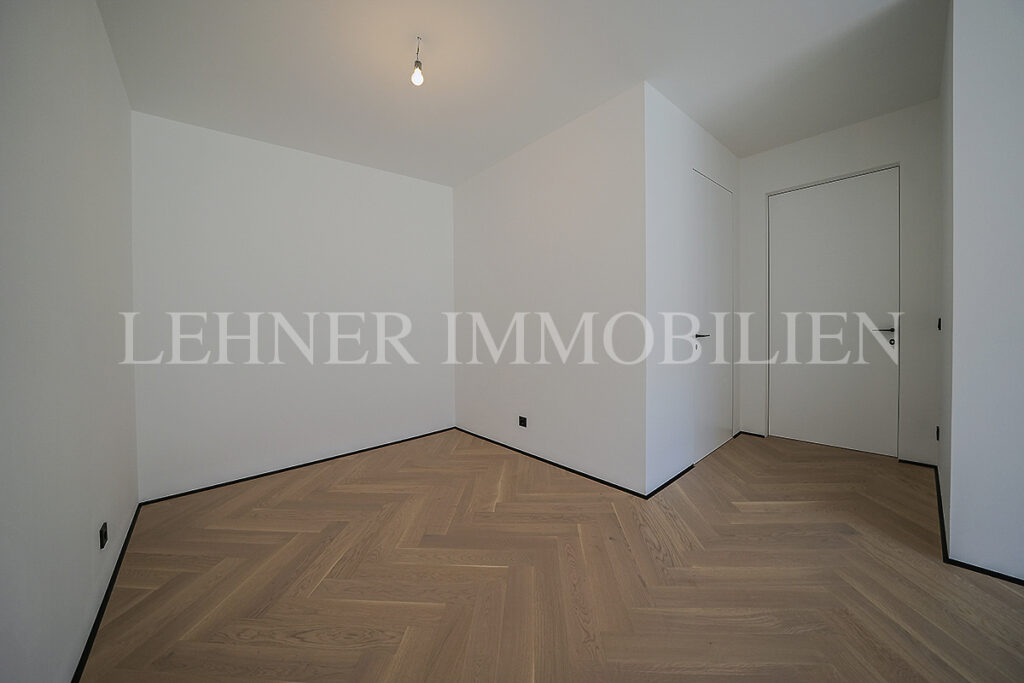 Lehner Immobilien Hochwertiger und exklusiver Bungalow mit Swimmingpool in Wundschuh