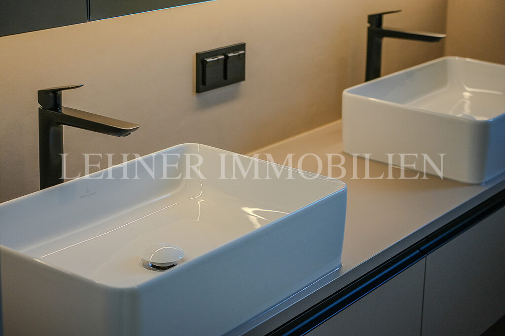 Lehner Immobilien Hochwertiger und exklusiver Bungalow mit Swimmingpool in Wundschuh