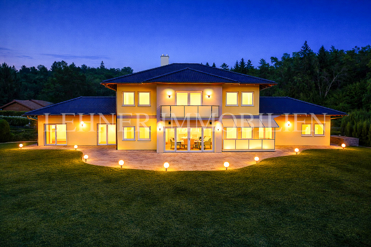 Lehner Immobilien grosszügiges Anwesen mit herrlichem Blick auf die Koralpen in Lieboch