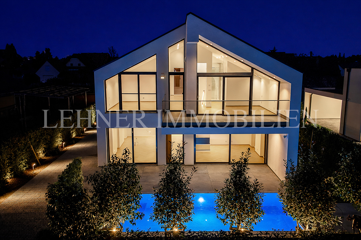 Seiersberg-Pirka, Luxuriöse Villa mit Salzwasserpool und bester Ausstattung