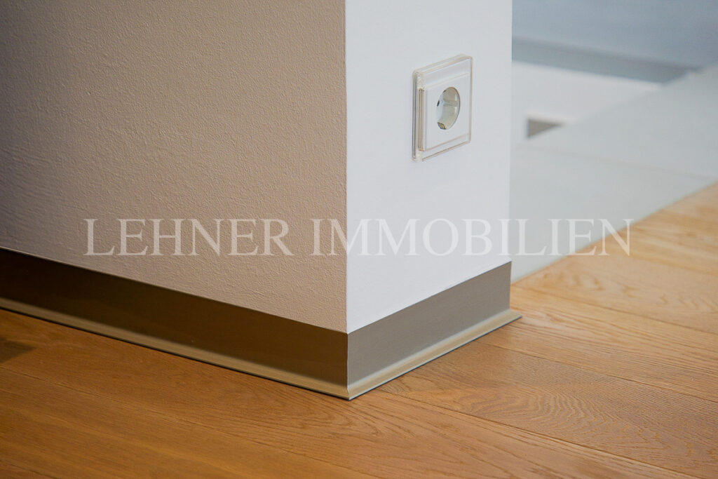 Stilvolle, loftartige Reihenhauswohnung mit Garten in Graz, Nähe Schloss St. Martin