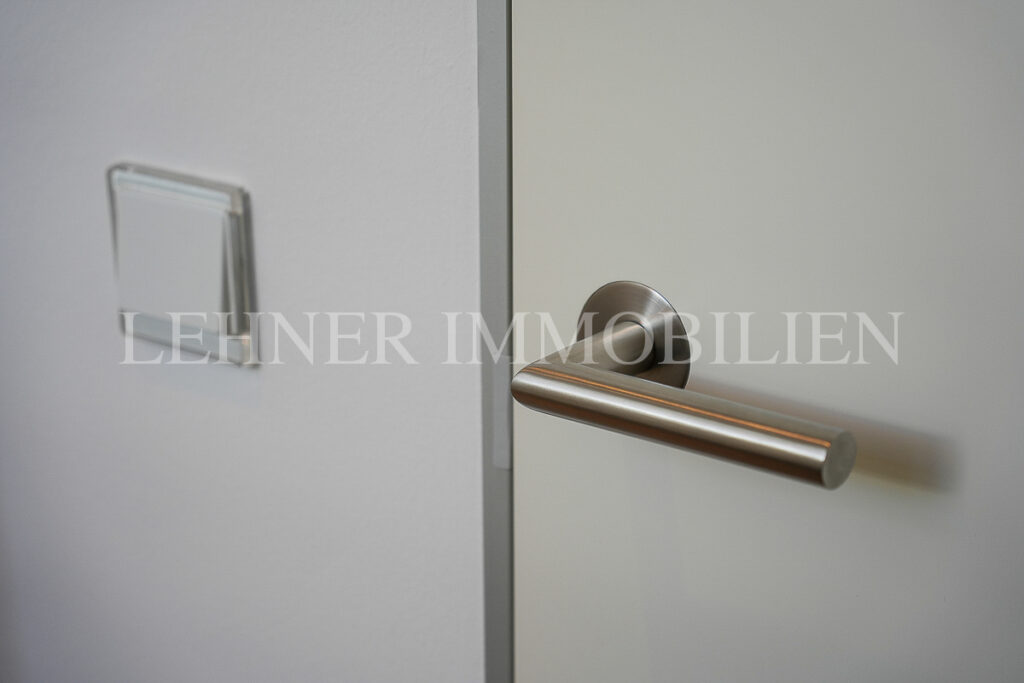 Stilvolle, loftartige Reihenhauswohnung mit Garten in Graz, Nähe Schloss St. Martin